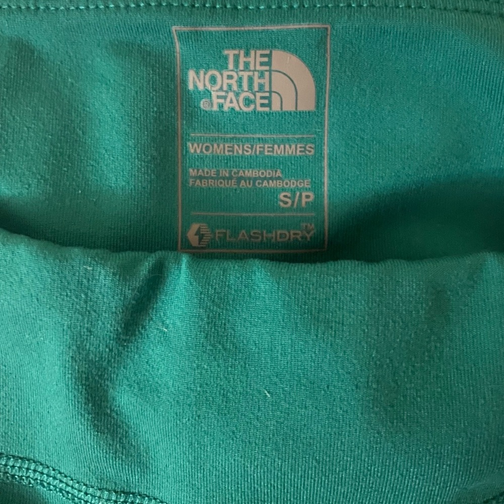 The Northface Women’s Hatha crop legging, worn onc - Picture 5 of 6